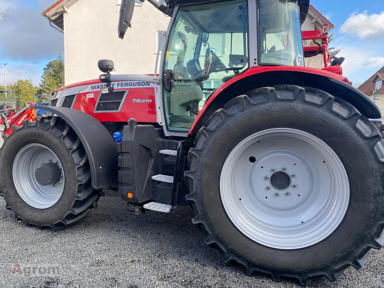 Massey Ferguson 7S.210 Dyna-VT EXCLUSIVE - Tractor: afbeelding 5 Massey Ferguson 7S.210 Dyna-VT EXCLUSIVE - Tractor: afbeelding 5