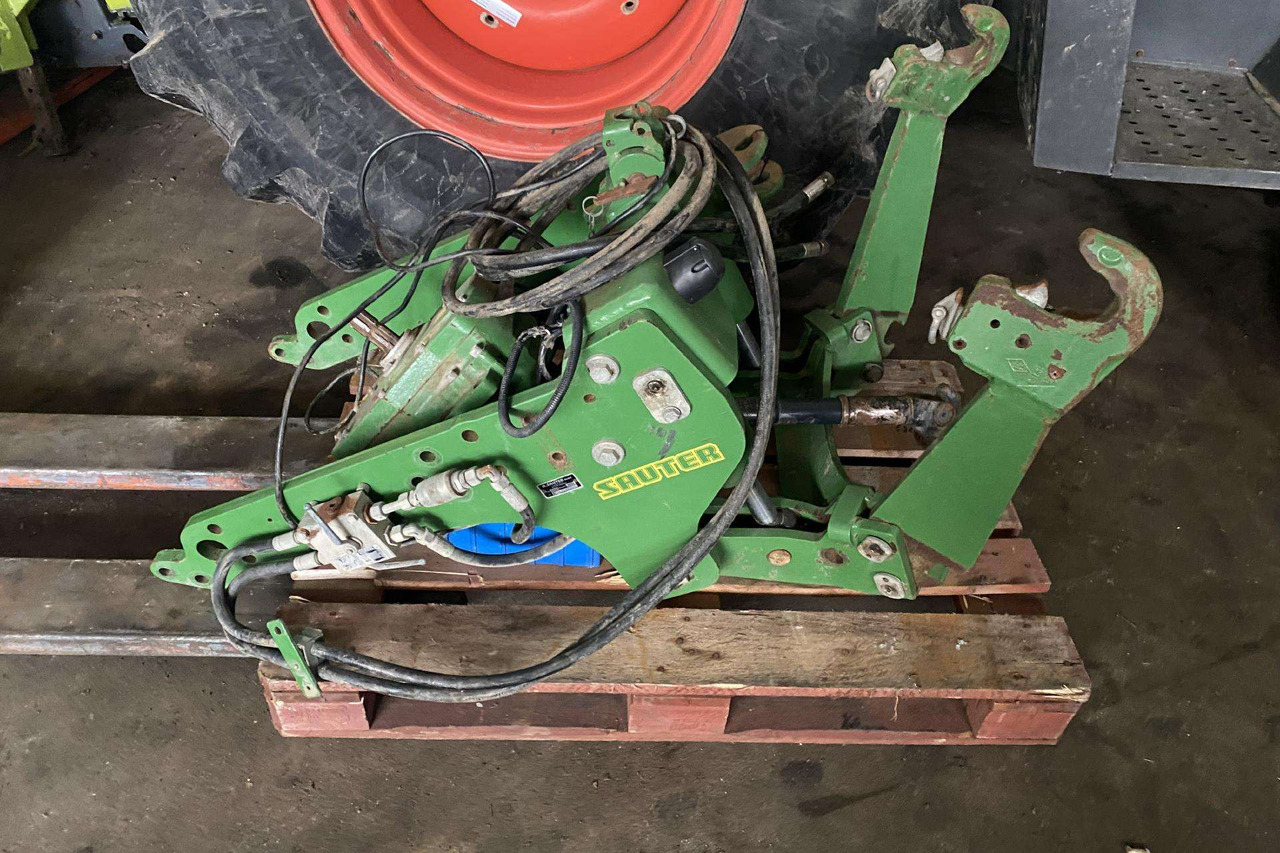 Valtra JOHN DEERE - Aanbouwdeel voor Landbouwmachine: afbeelding 1 Valtra JOHN DEERE - Aanbouwdeel voor Landbouwmachine: afbeelding 1