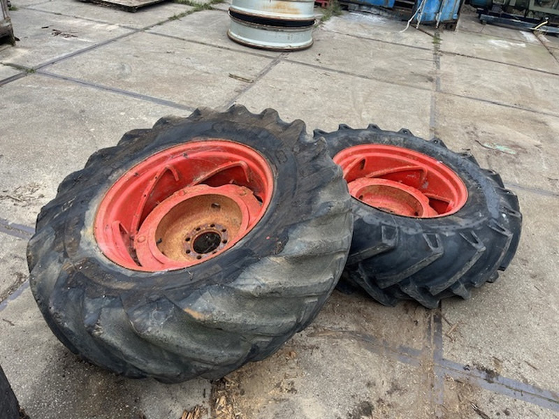 Alliance en Goodyear 18.4 30 - Velg: afbeelding 1 Alliance en Goodyear 18.4 30 - Velg: afbeelding 1