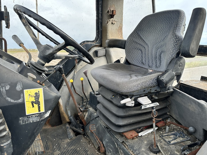 Case-International 1455 XL - Tractor: afbeelding 4 Case-International 1455 XL - Tractor: afbeelding 4