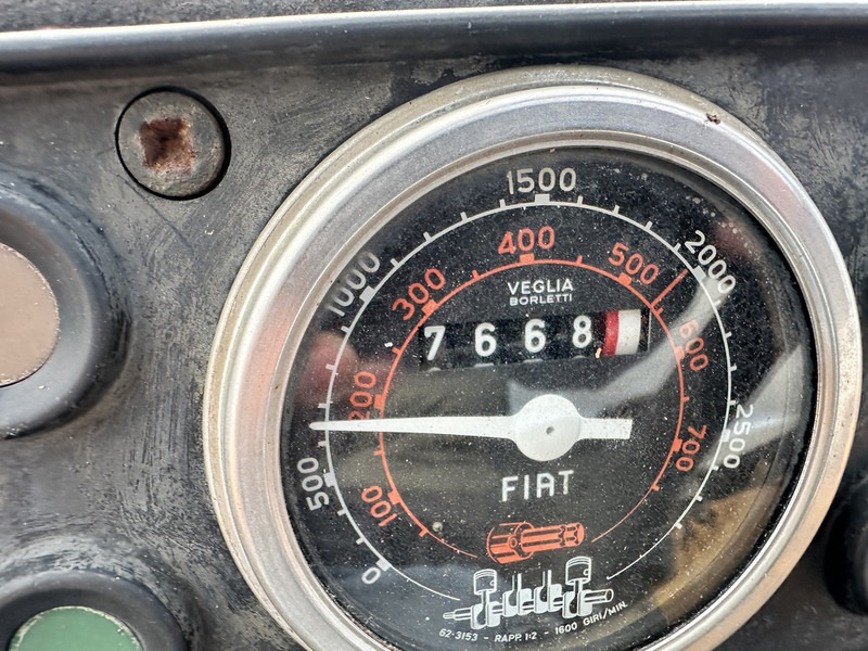 Fiat 640 - Tractor: afbeelding 5 Fiat 640 - Tractor: afbeelding 5