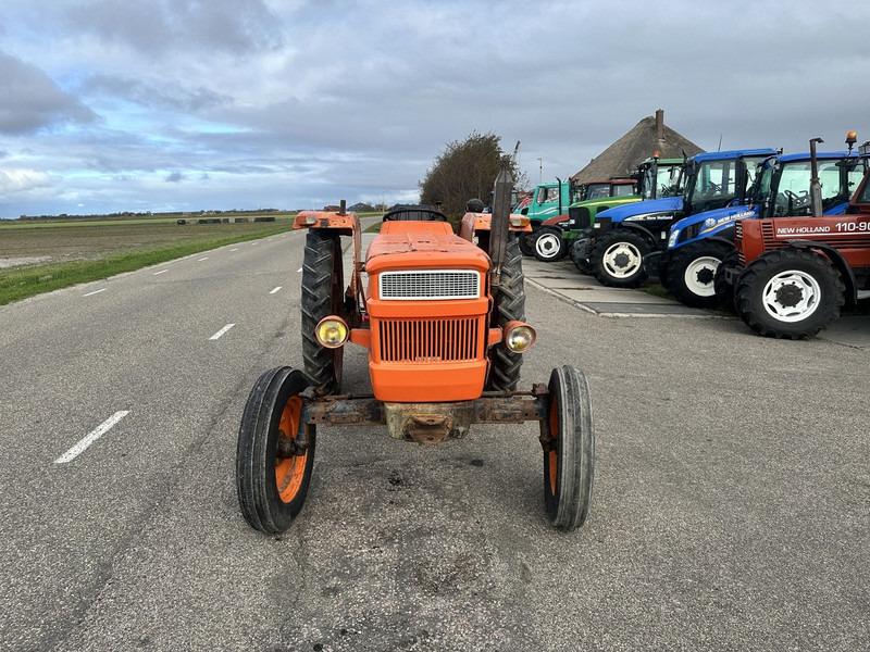 Fiat 640 - Tractor: afbeelding 2 Fiat 640 - Tractor: afbeelding 2