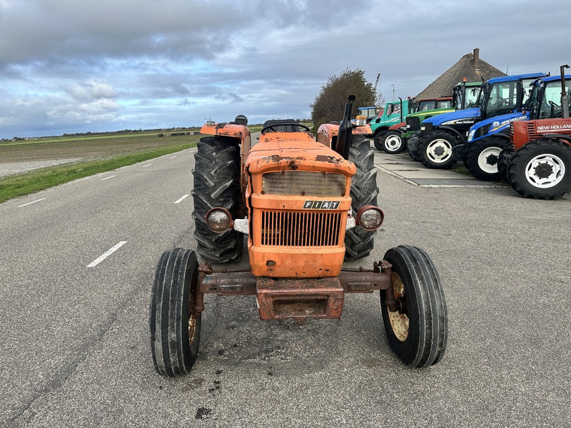 Fiat 640 - Tractor: afbeelding 2 Fiat 640 - Tractor: afbeelding 2