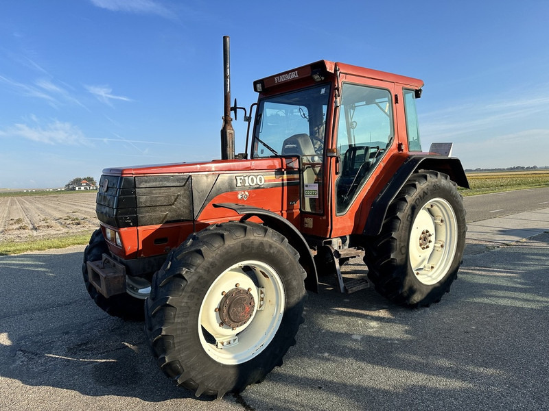 Fiat F100 - Tractor: afbeelding 1 Fiat F100 - Tractor: afbeelding 1