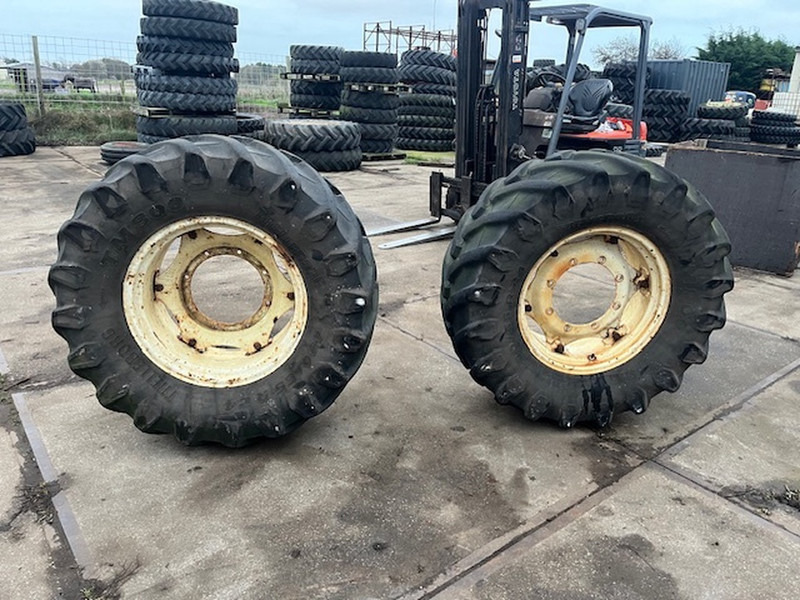 Trelleborg 480.65 R24 TM 800 - Band: afbeelding 1 Trelleborg 480.65 R24 TM 800 - Band: afbeelding 1