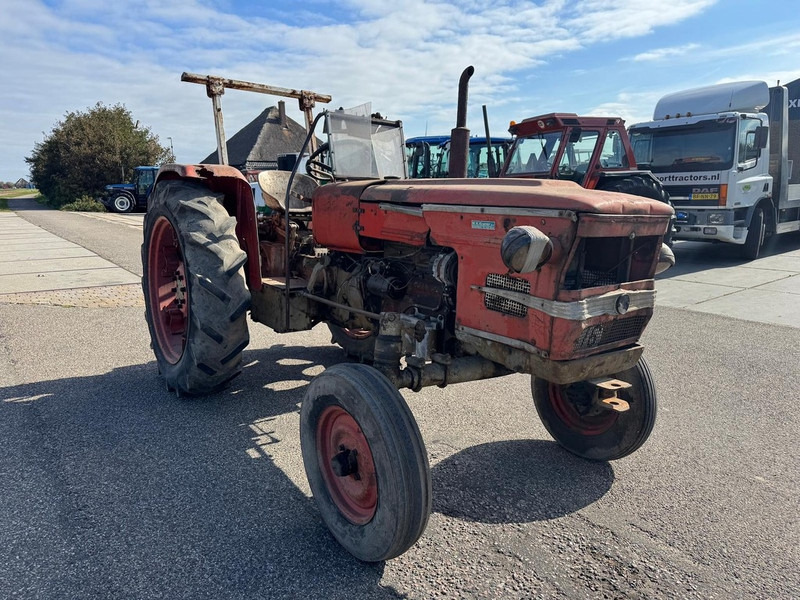 Zetor 4511 - Tractor: afbeelding 3 Zetor 4511 - Tractor: afbeelding 3