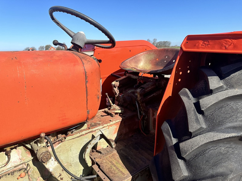 Zetor 4511 - Tractor: afbeelding 4 Zetor 4511 - Tractor: afbeelding 4