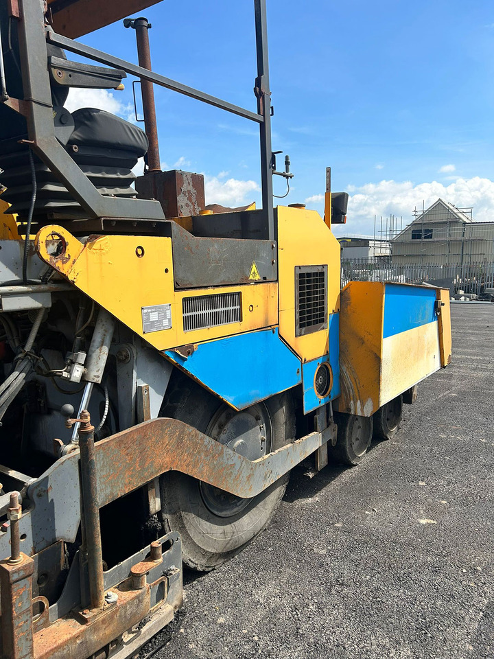 ABG Titan 473-2 - Asfaltafwerkmachine: afbeelding 4 ABG Titan 473-2 - Asfaltafwerkmachine: afbeelding 4