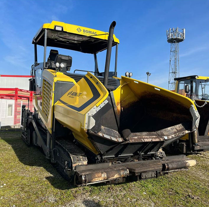 Bomag BF700 C-3 - Asfaltafwerkmachine: afbeelding 1 Bomag BF700 C-3 - Asfaltafwerkmachine: afbeelding 1