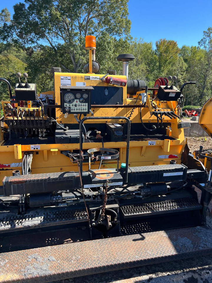 Caterpillar AP500F - Asfaltafwerkmachine: afbeelding 5 Caterpillar AP500F - Asfaltafwerkmachine: afbeelding 5