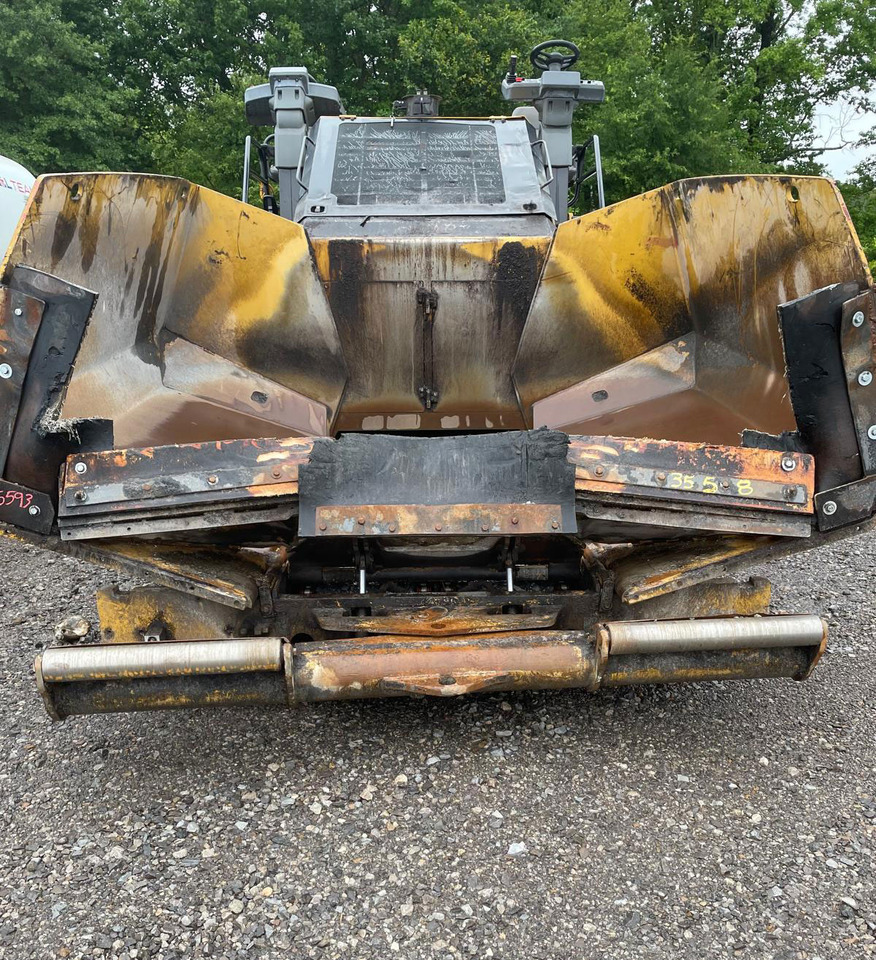 Caterpillar AP655F - Asfaltafwerkmachine: afbeelding 5 Caterpillar AP655F - Asfaltafwerkmachine: afbeelding 5