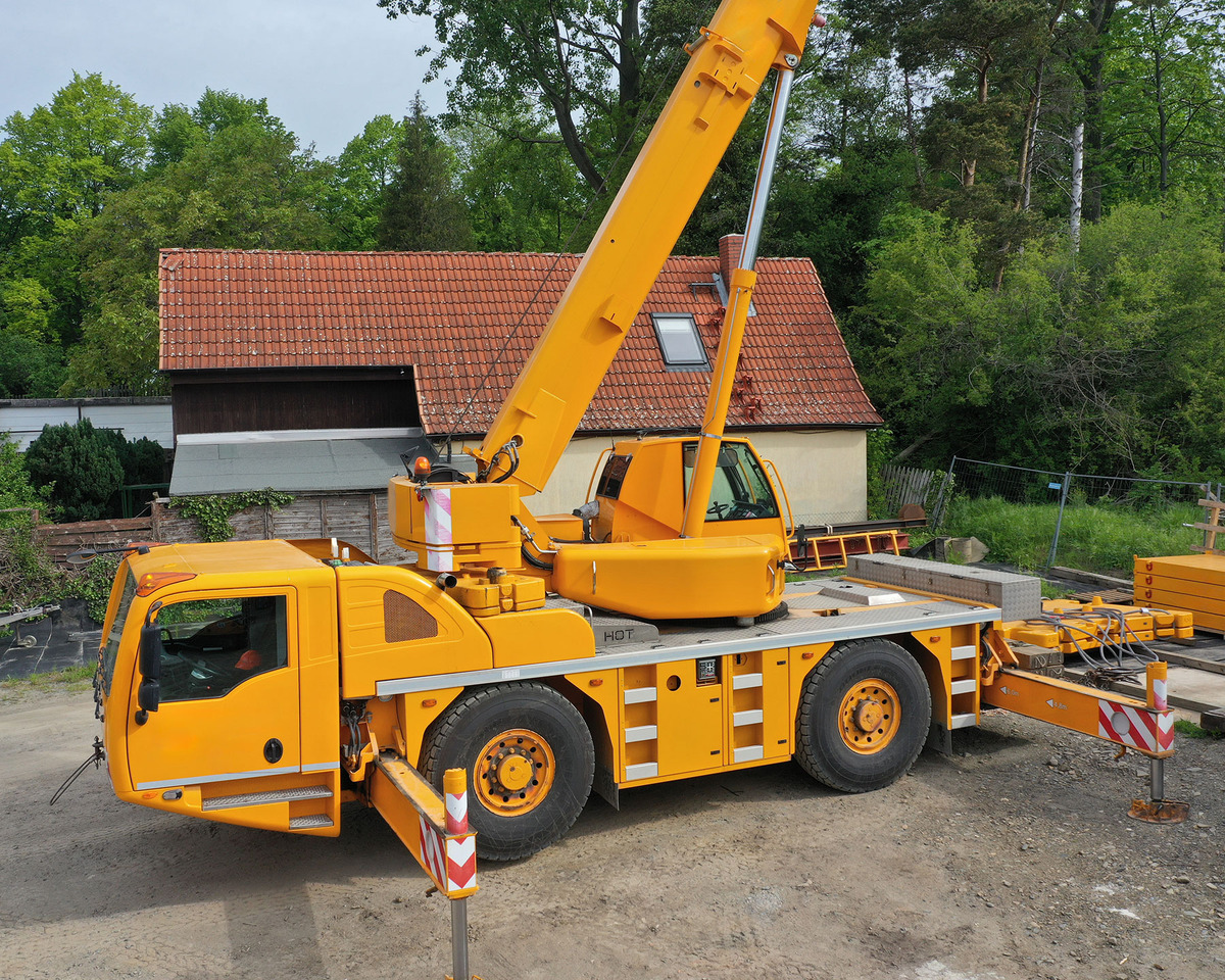 Demag AC 40-2L - Mobiele kraan: afbeelding 1 Demag AC 40-2L - Mobiele kraan: afbeelding 1