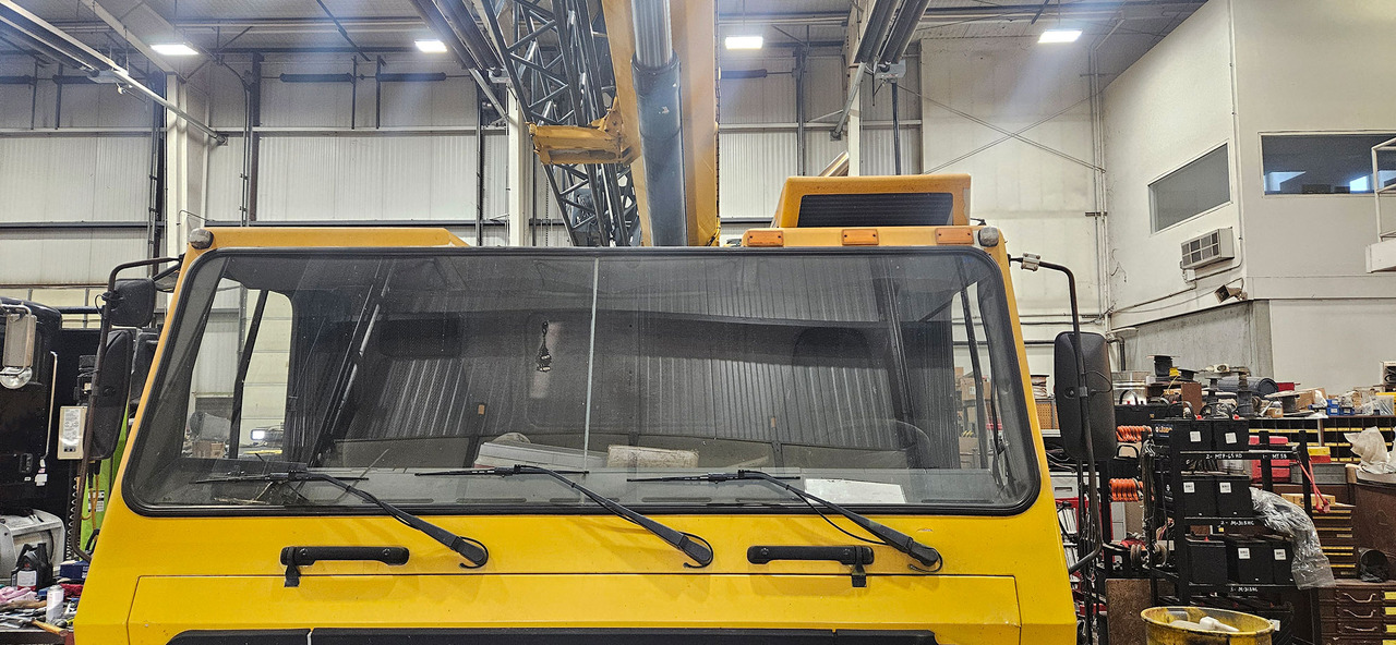 Grove GMK 5120B - Mobiele kraan: afbeelding 2 Grove GMK 5120B - Mobiele kraan: afbeelding 2