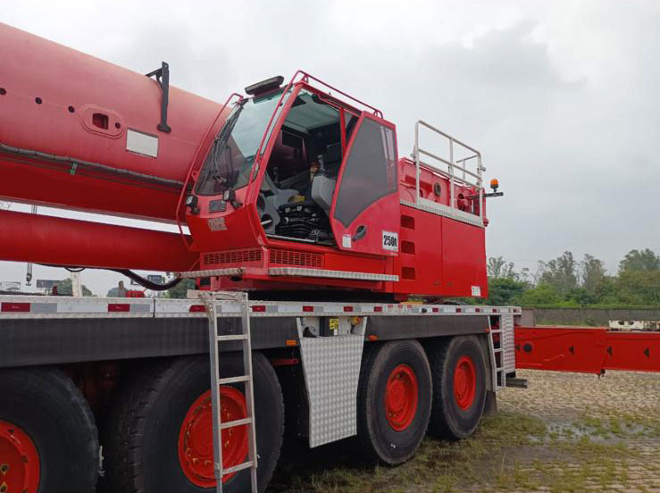 Grove GMK 5250 - Mobiele kraan: afbeelding 4 Grove GMK 5250 - Mobiele kraan: afbeelding 4