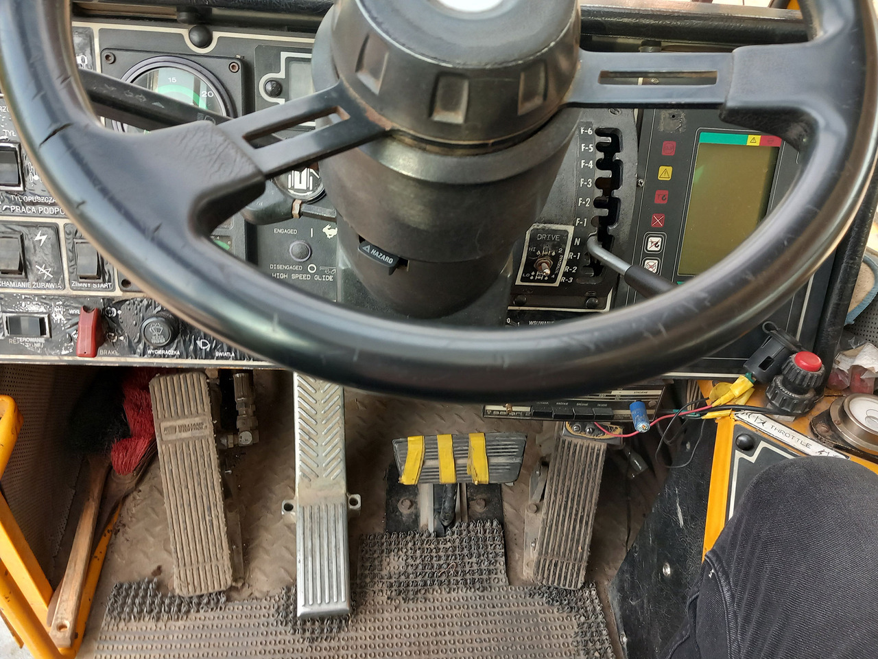 Mobiele kraan Grove RT640C: afbeelding 6