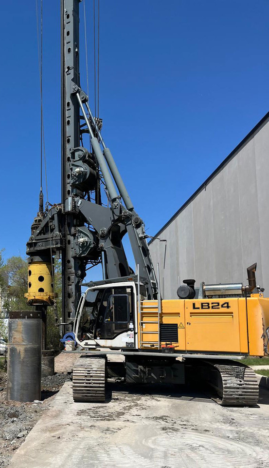 Liebherr LB-24 - Heimachine: afbeelding 1 Liebherr LB-24 - Heimachine: afbeelding 1
