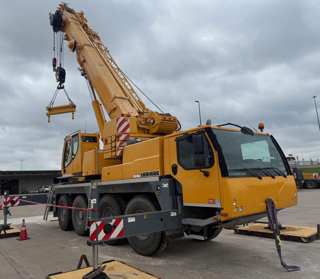 Liebherr LTM 1070-4.2 - Mobiele kraan: afbeelding 1 Liebherr LTM 1070-4.2 - Mobiele kraan: afbeelding 1