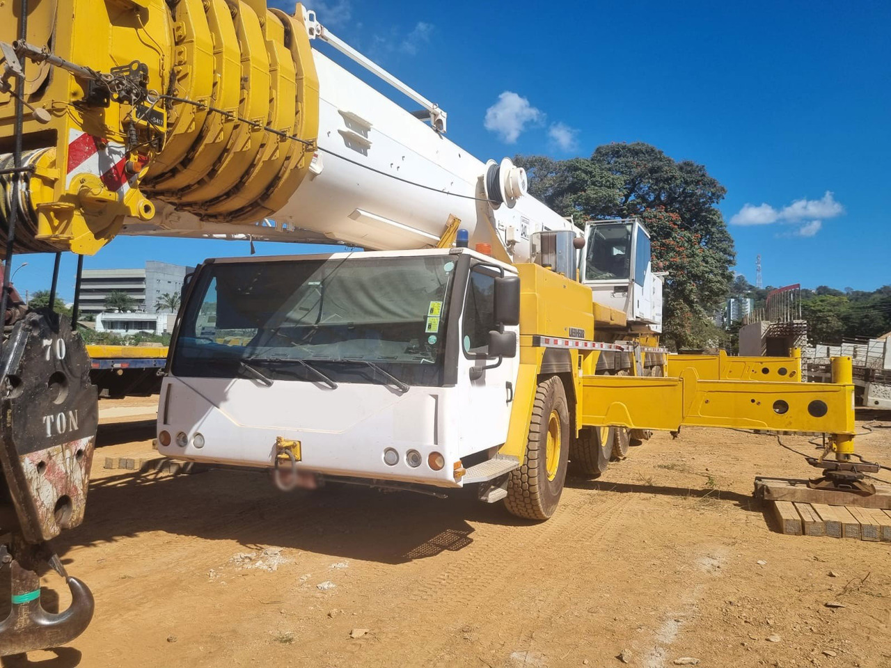 Liebherr LTM 1220 - Mobiele kraan: afbeelding 2 Liebherr LTM 1220 - Mobiele kraan: afbeelding 2