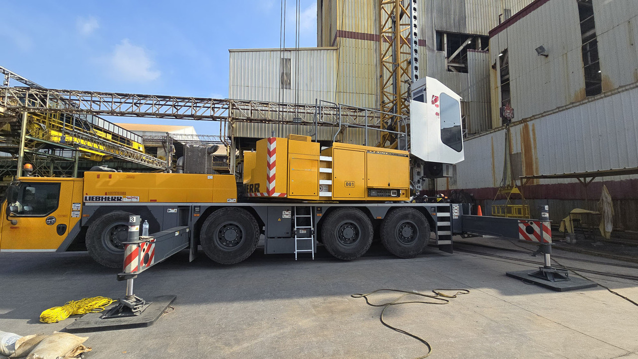 Liebherr MK 88-4.1 - Mobiele kraan: afbeelding 3 Liebherr MK 88-4.1 - Mobiele kraan: afbeelding 3