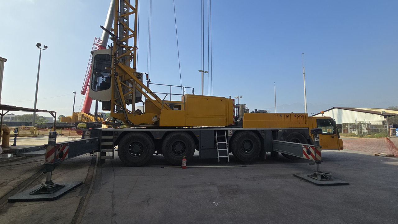 Liebherr MK 88-4.1 - Mobiele kraan: afbeelding 1 Liebherr MK 88-4.1 - Mobiele kraan: afbeelding 1