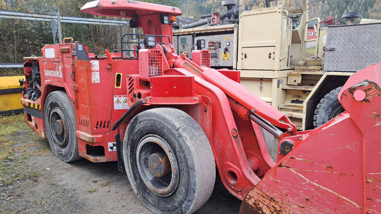 Sandvik LH202 - Mijnbouw machine: afbeelding 2 Sandvik LH202 - Mijnbouw machine: afbeelding 2