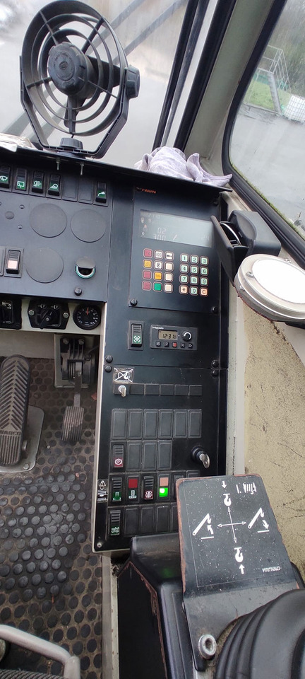 Tadano Faun ATF 30-2L - Mobiele kraan: afbeelding 4 Tadano Faun ATF 30-2L - Mobiele kraan: afbeelding 4