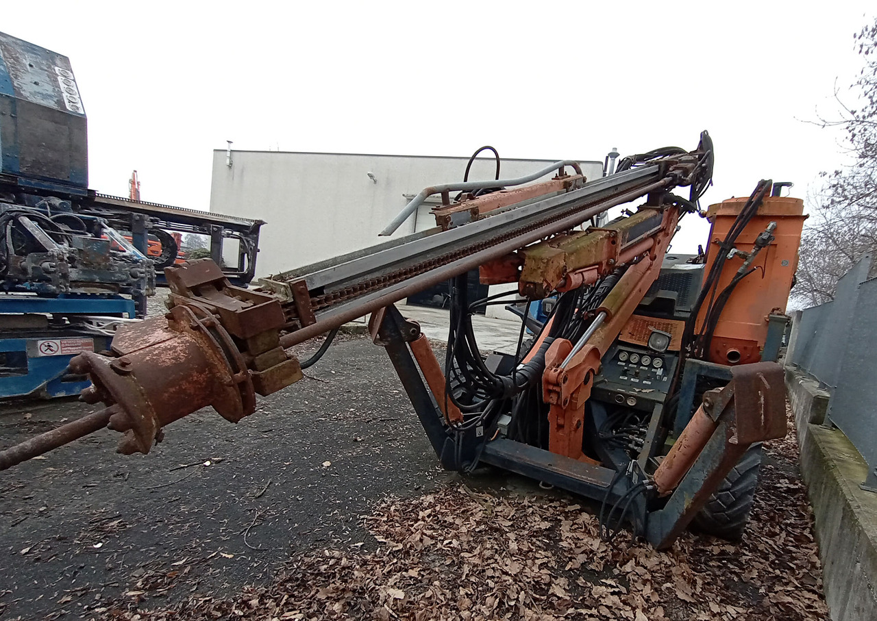 Tamrock Commando 300 - Boormachine: afbeelding 5 Tamrock Commando 300 - Boormachine: afbeelding 5