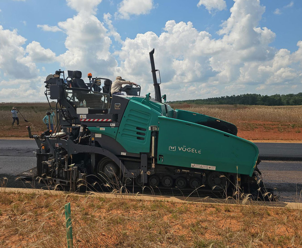 Vogele Super 1700-3i - Asfaltafwerkmachine: afbeelding 2 Vogele Super 1700-3i - Asfaltafwerkmachine: afbeelding 2