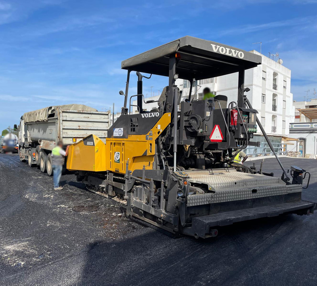Volvo ABG 8820B - Asfaltafwerkmachine: afbeelding 3 Volvo ABG 8820B - Asfaltafwerkmachine: afbeelding 3
