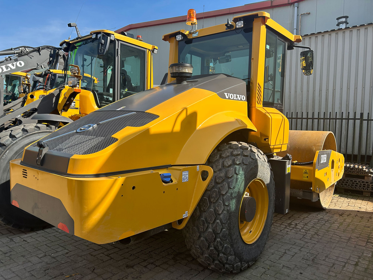 Volvo SD115B - Schapenpootwals/ Grondverdichter: afbeelding 3 Volvo SD115B - Schapenpootwals/ Grondverdichter: afbeelding 3