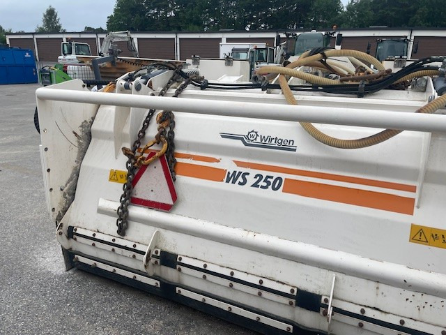 Wirtgen WS 250 - Bodemstabliseerder: afbeelding 1 Wirtgen WS 250 - Bodemstabliseerder: afbeelding 1