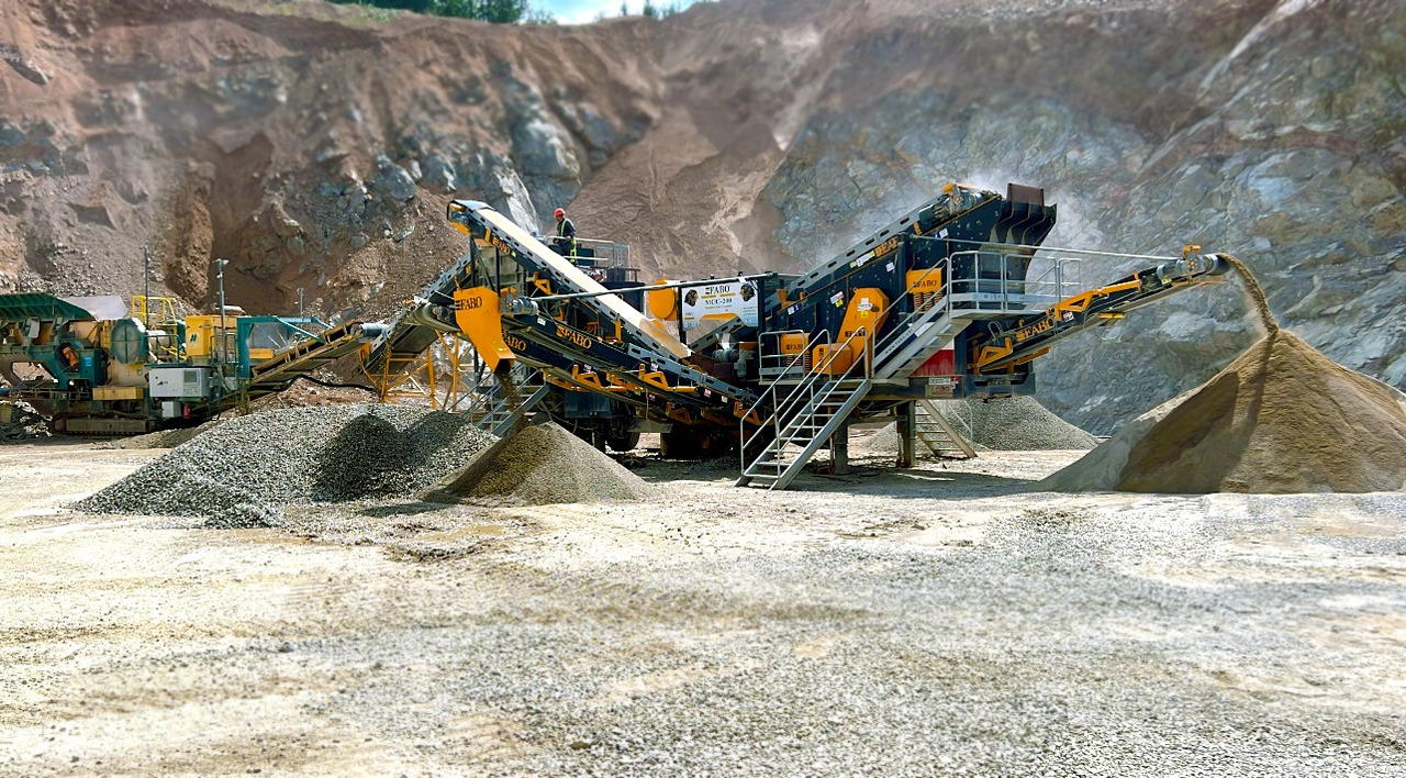 FABO MCC SERIES 150-250 TPH MOBILE CONE CRUSHER PLANT - Kegelbreker: afbeelding 1 FABO MCC SERIES 150-250 TPH MOBILE CONE CRUSHER PLANT - Kegelbreker: afbeelding 1