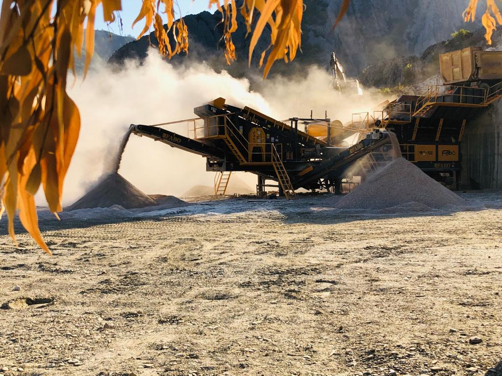 FABO Mining machinery - crushing plant - Mijnbouw machine: afbeelding 2 FABO Mining machinery - crushing plant - Mijnbouw machine: afbeelding 2