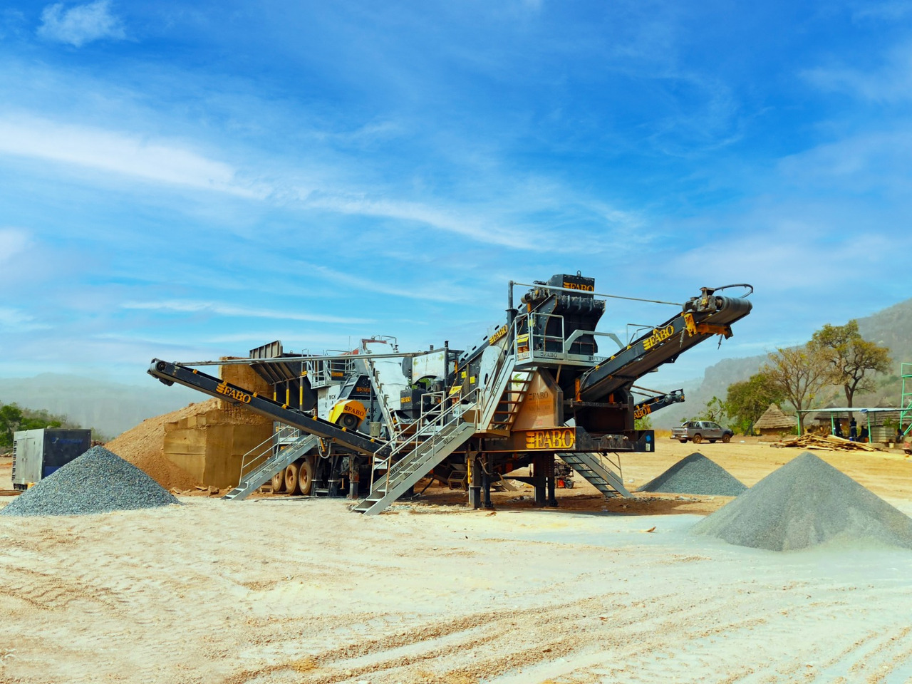 FABO Mobile crusher - Mobiele breker: afbeelding 1 FABO Mobile crusher - Mobiele breker: afbeelding 1