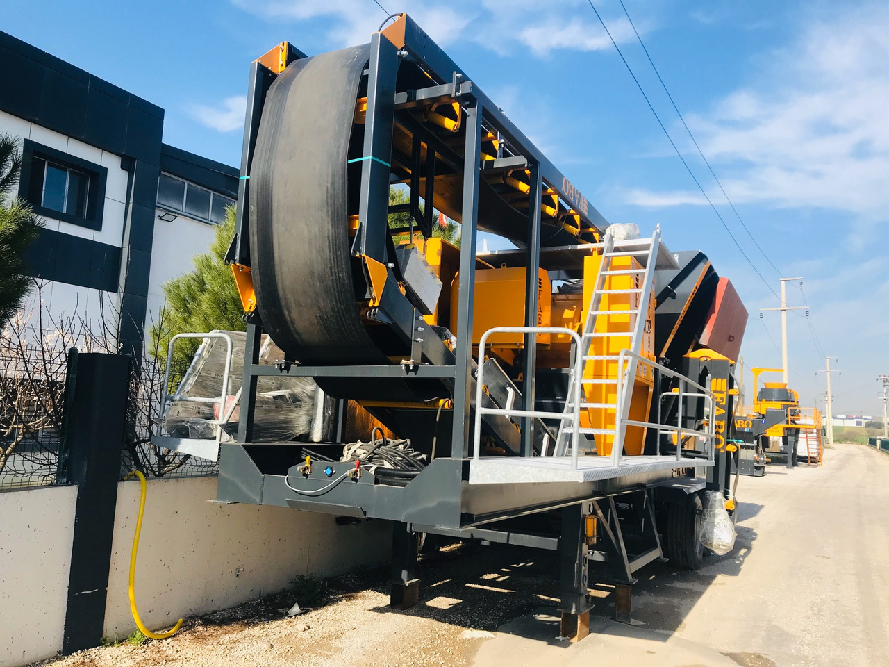 FABO Mobile crusher - Mobiele breker: afbeelding 3 FABO Mobile crusher - Mobiele breker: afbeelding 3