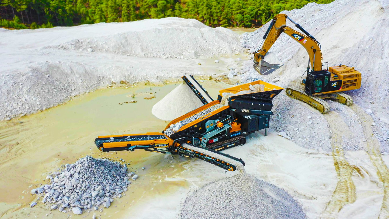 FABO Mobile crusher - Mobiele breker: afbeelding 2 FABO Mobile crusher - Mobiele breker: afbeelding 2