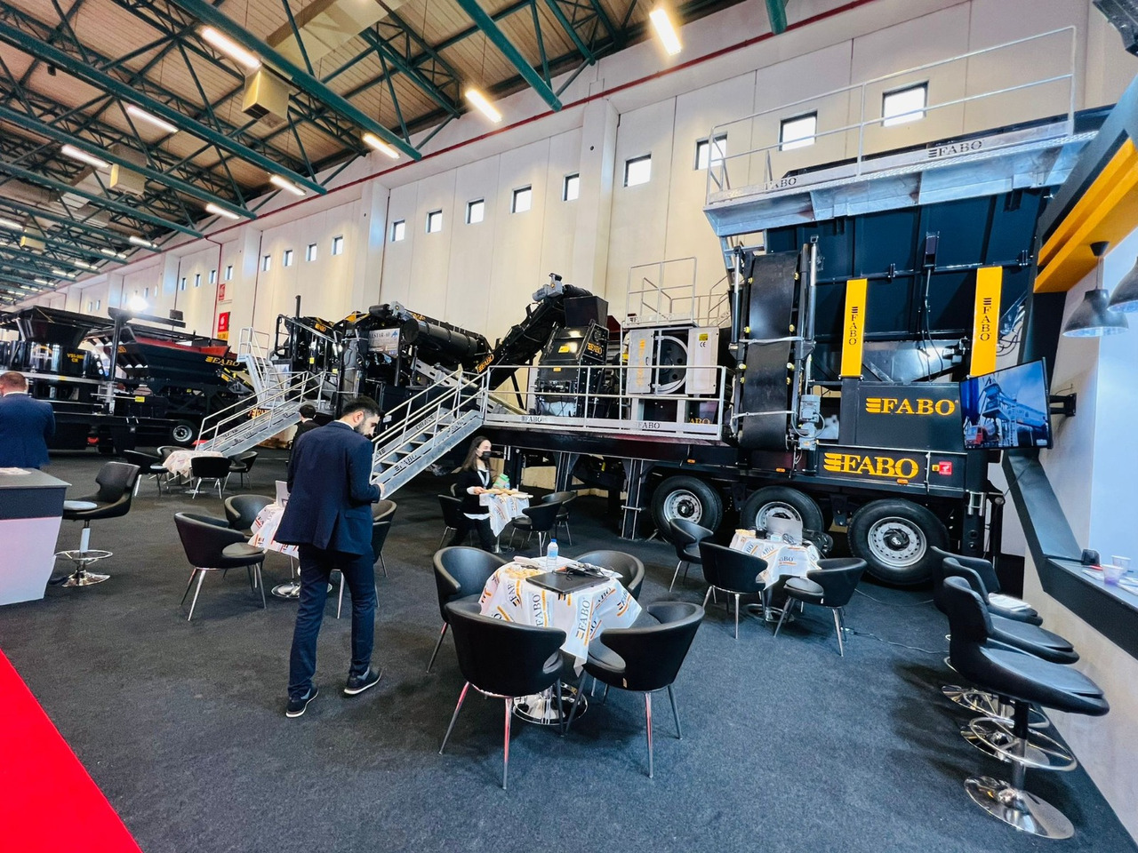 FABO Mobile crusher - Mobiele breker: afbeelding 2 FABO Mobile crusher - Mobiele breker: afbeelding 2