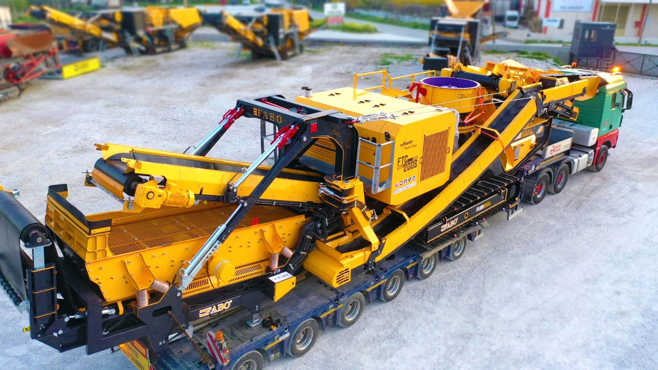FABO crawler crusher - Breekinstallatie: afbeelding 4 FABO crawler crusher - Breekinstallatie: afbeelding 4
