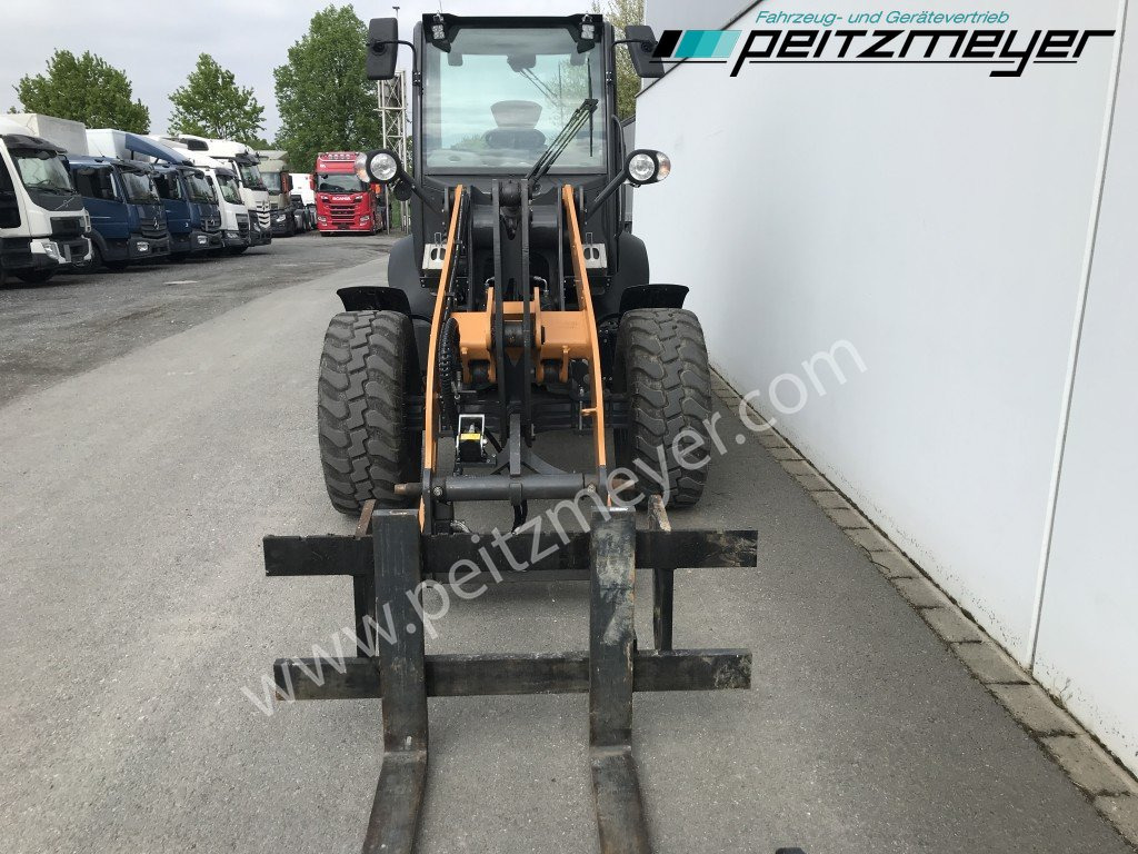 CASE Radlader 321 F 4 in 1 Schaufel + Palettengabel - Wiellader: afbeelding 5 CASE Radlader 321 F 4 in 1 Schaufel + Palettengabel - Wiellader: afbeelding 5