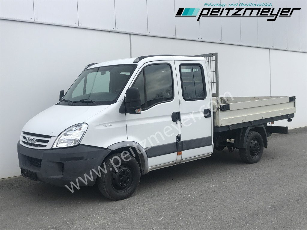 Iveco Daily 29 L 12 Doka, Pritsche, AHK 2,4 t. - Open/ Plateau aanhangwagen: afbeelding 1 Iveco Daily 29 L 12 Doka, Pritsche, AHK 2,4 t. - Open/ Plateau aanhangwagen: afbeelding 1