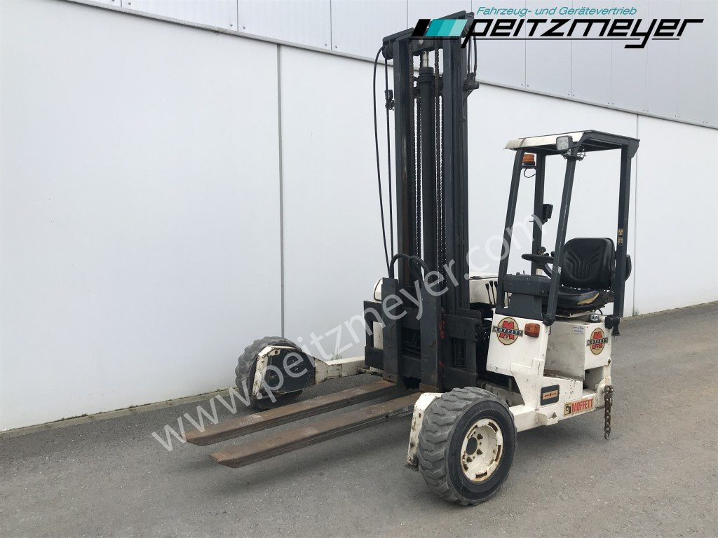 Moffett Mitnahmestapler M 2003 STM Allrad, UVV in 09/25 neu - Meeneemheftruck: afbeelding 1 Moffett Mitnahmestapler M 2003 STM Allrad, UVV in 09/25 neu - Meeneemheftruck: afbeelding 1
