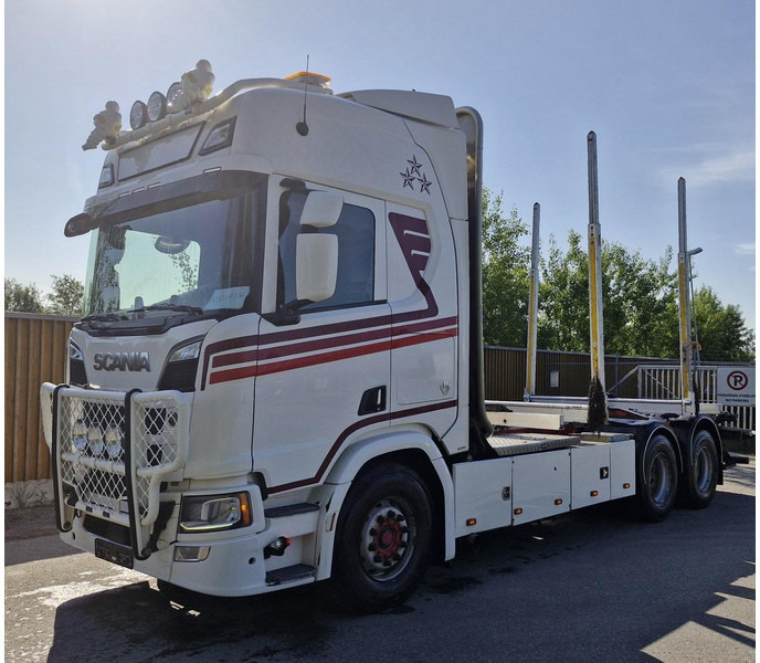 Scania R730 B6X4NB - Houttransport, Kraanwagen: afbeelding 1 Scania R730 B6X4NB - Houttransport, Kraanwagen: afbeelding 1