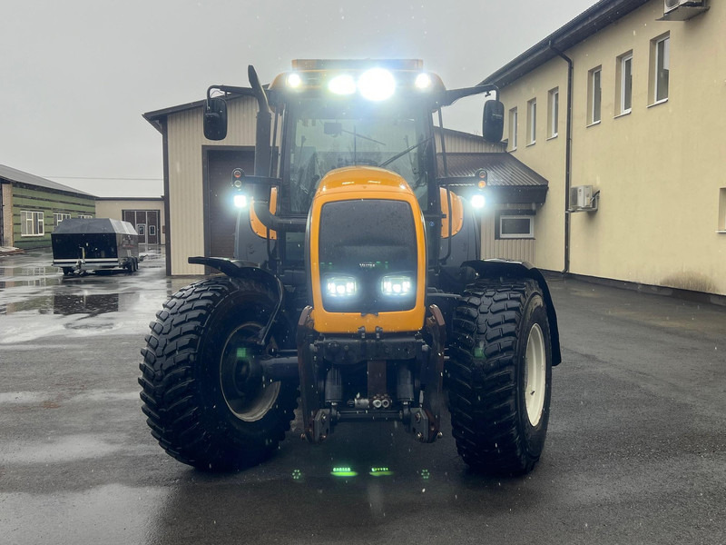 Valtra M150-4 - Tractor: afbeelding 2 Valtra M150-4 - Tractor: afbeelding 2