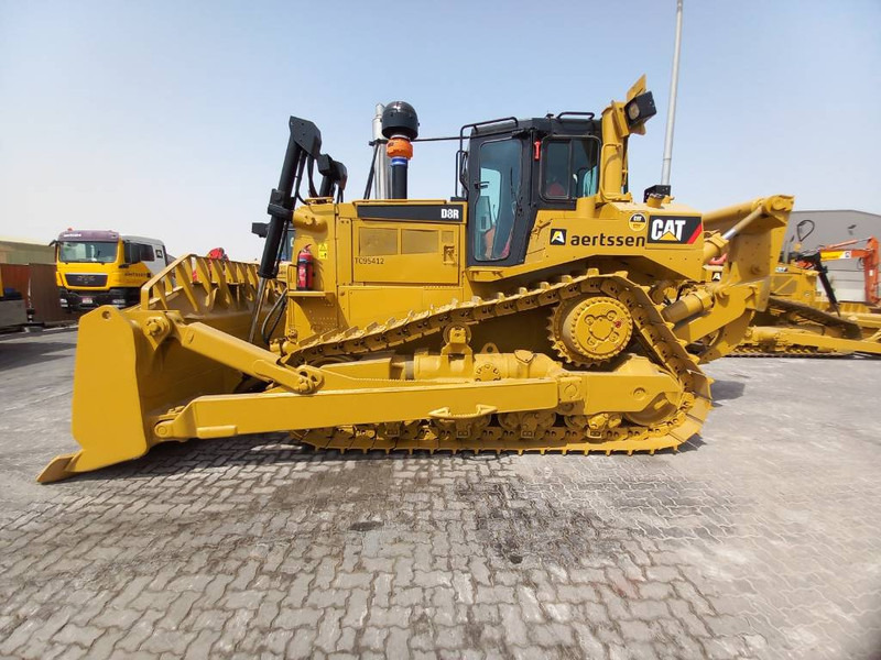 Cat D8R (Abu Dhabi) - Bulldozer: afbeelding 1 Cat D8R (Abu Dhabi) - Bulldozer: afbeelding 1
