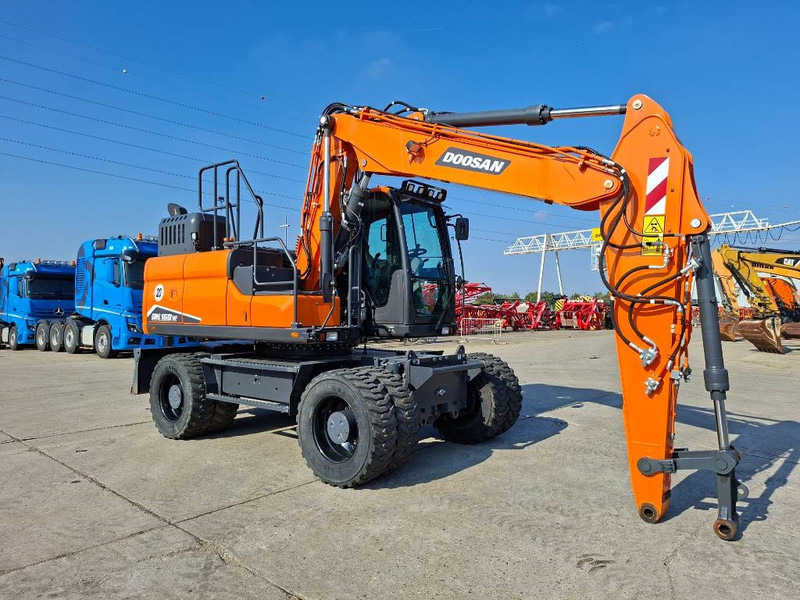Doosan DX 160 W-7 (EX Demo) - Mobiele graafmachine: afbeelding 3 Doosan DX 160 W-7 (EX Demo) - Mobiele graafmachine: afbeelding 3