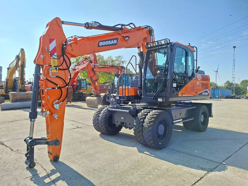 Doosan DX 160 W-7 (EX Demo) - Mobiele graafmachine: afbeelding 2 Doosan DX 160 W-7 (EX Demo) - Mobiele graafmachine: afbeelding 2
