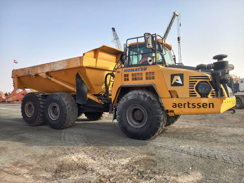 Komatsu HM400-3R (4pcs available in Abu Dhabi) - Kiepwagen met knikbesturing: afbeelding 4 Komatsu HM400-3R (4pcs available in Abu Dhabi) - Kiepwagen met knikbesturing: afbeelding 4