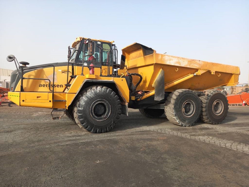 Komatsu HM400-3R (4pcs available in Abu Dhabi) - Kiepwagen met knikbesturing: afbeelding 2 Komatsu HM400-3R (4pcs available in Abu Dhabi) - Kiepwagen met knikbesturing: afbeelding 2
