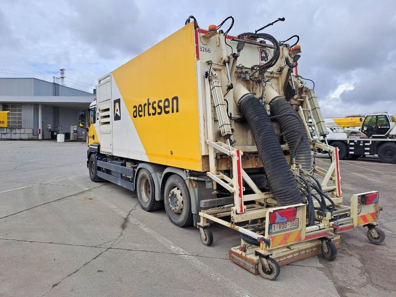 MAN TGS26.360 6x2 BekkerLaGram SV - Veegwagen: afbeelding 4 MAN TGS26.360 6x2 BekkerLaGram SV - Veegwagen: afbeelding 4