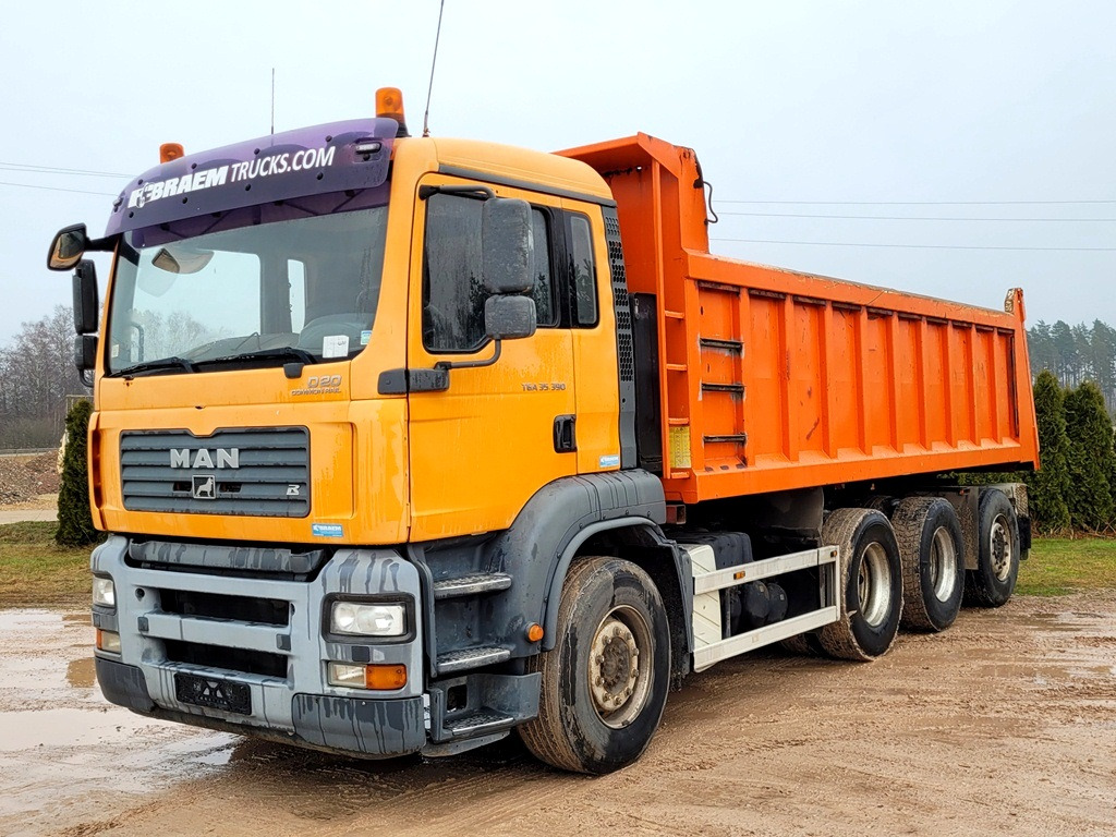 MAN TGA 35.390 8x4 - Kipper vrachtwagen: afbeelding 1 MAN TGA 35.390 8x4 - Kipper vrachtwagen: afbeelding 1